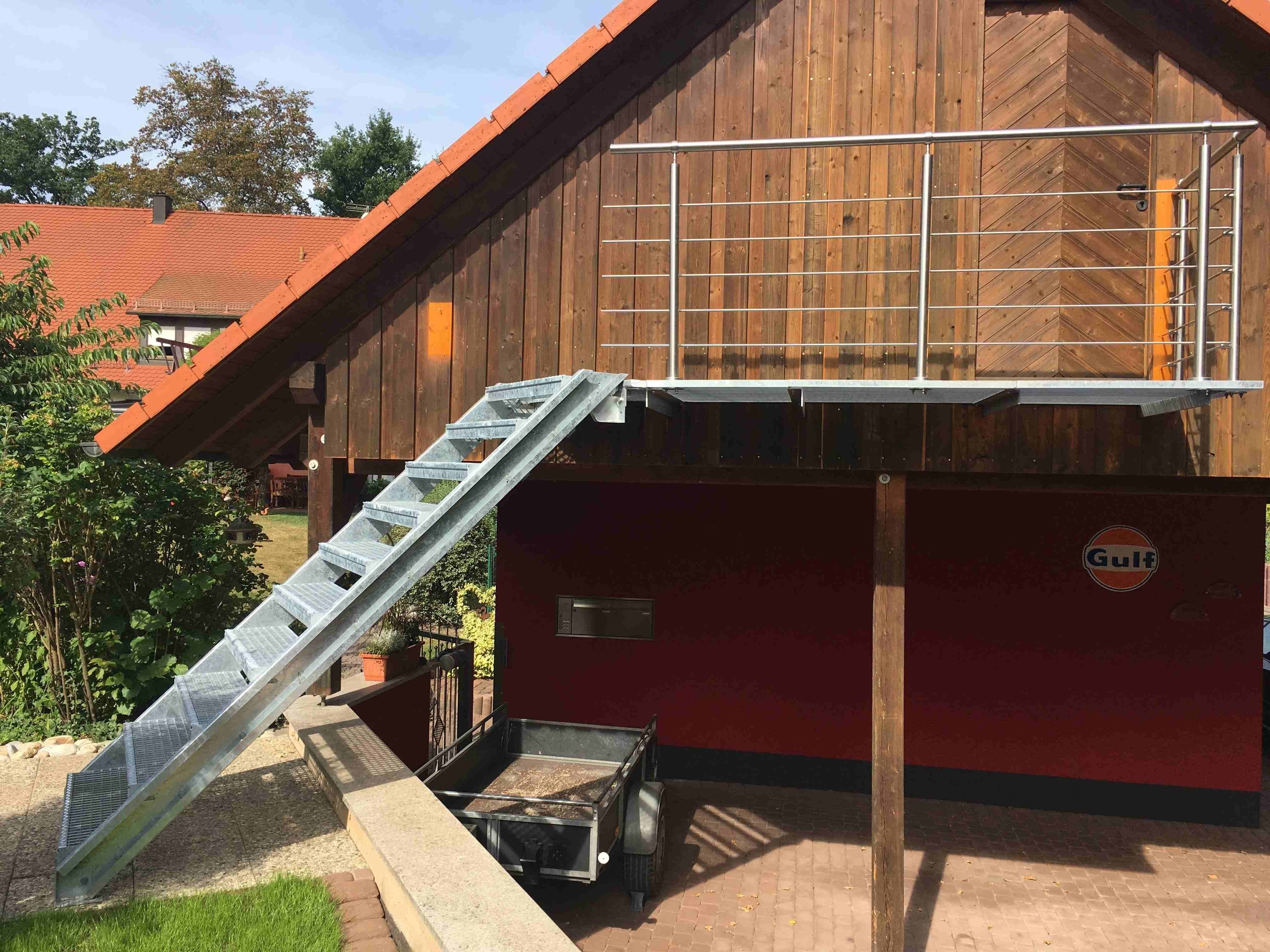 Gitterroststufe 1200 x 305 MW 30-30 TS 40-2 Rutschhemmung R10-24-1203030402.7