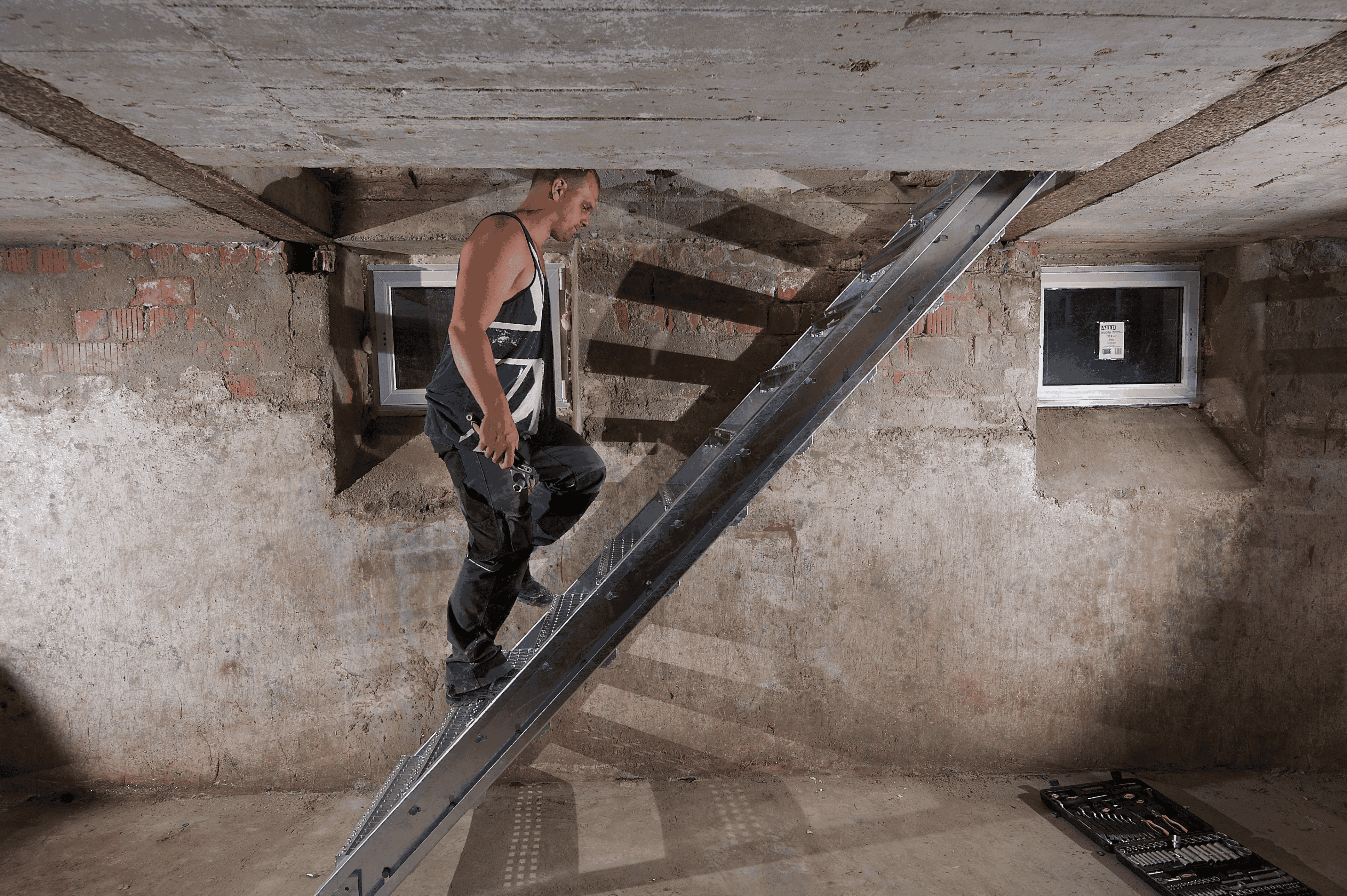 Gitterroststufe 1000 x 240 MW 30-30 TS 35-2 Rutschhemmung R10-24-1002430352.7